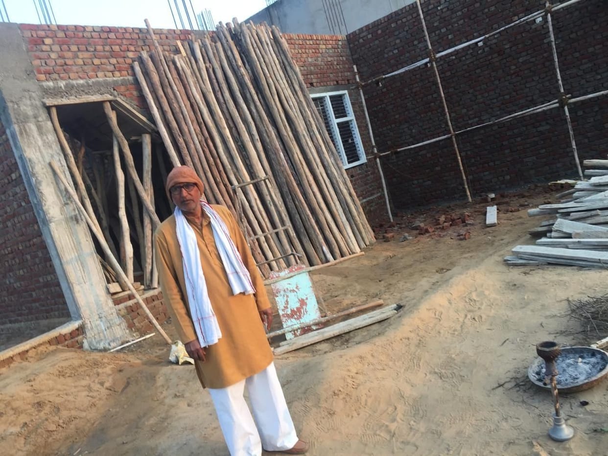 Bank manager steals 35 quintal from outside house under construction