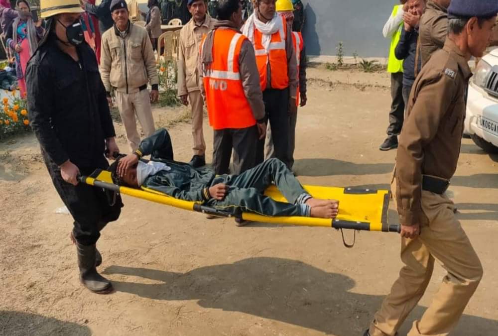 Uttarakhand: Earthquake of 7.7 Magnitude and chemical disaster during  Mock drill, Photos