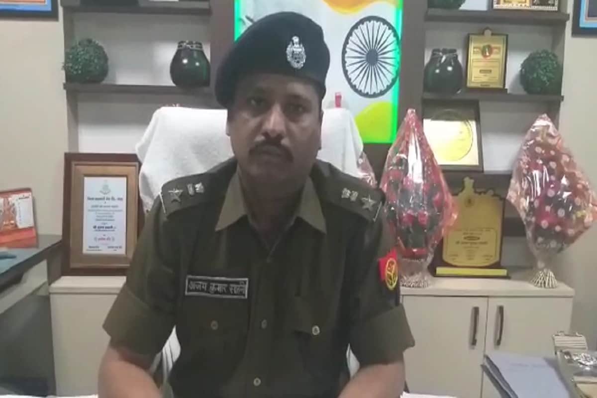 UP Crime News in Hindi: Police has arrested a accused Aaftaab and busted a gang