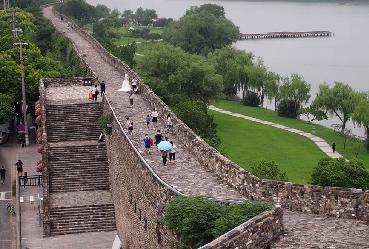 Strange story of 600 years old nanjing wall of China