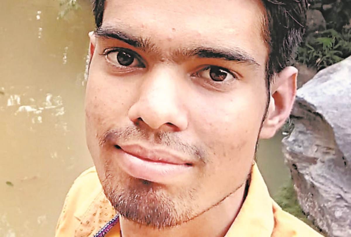 B.Tech student died during running in institute of engineering and technology in lucknow