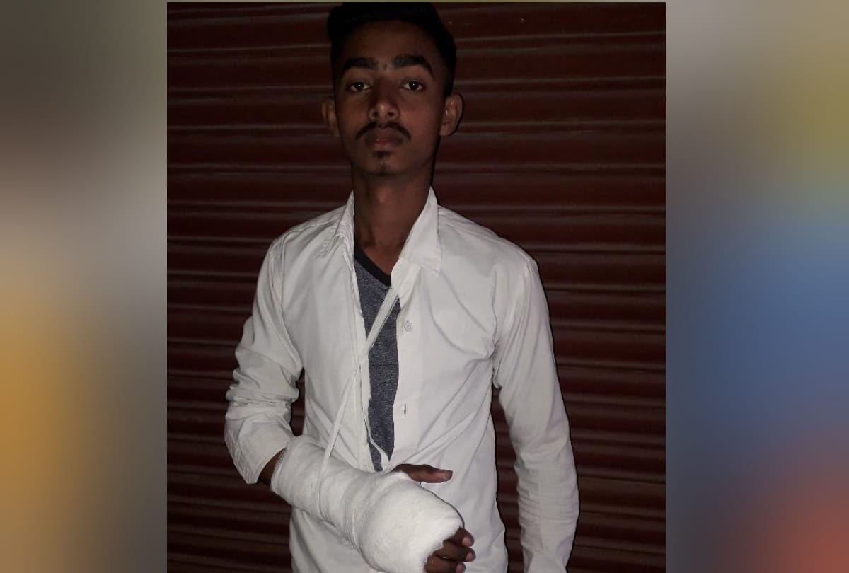 Teacher beats student for asking for time submit paper in maharajganj