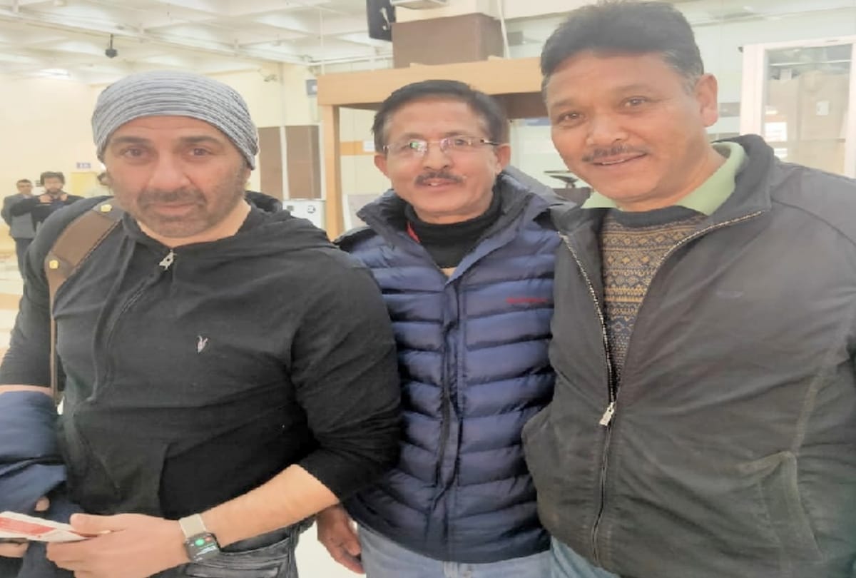 Sunny Deol returns to Mumbai from Manali after eradicating election campaign fatigue