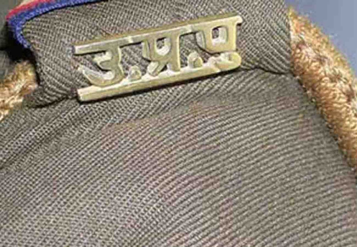 chowki incharge line spot on not reporting misdeed report in unnao