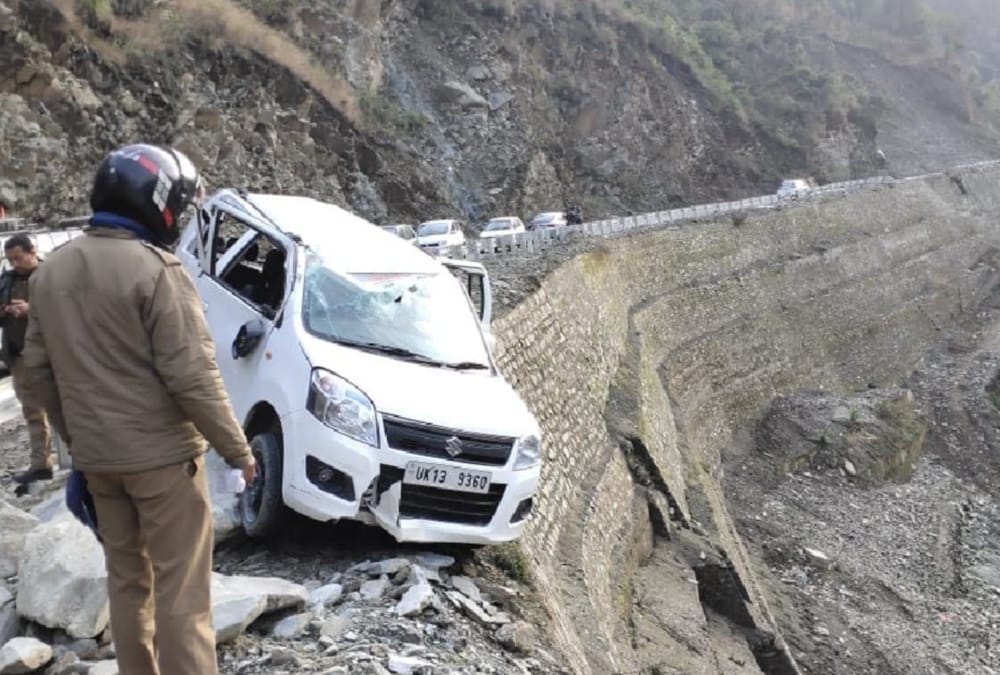 Car Accident in Rudraprayag gaurikund Highway, Women Killed