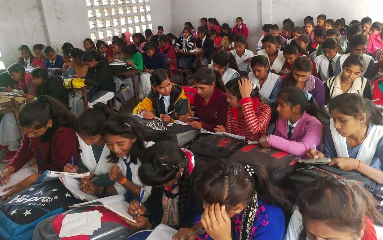 Amar Ujala Foundation: Students save daughter in essay competition, message to daughter education