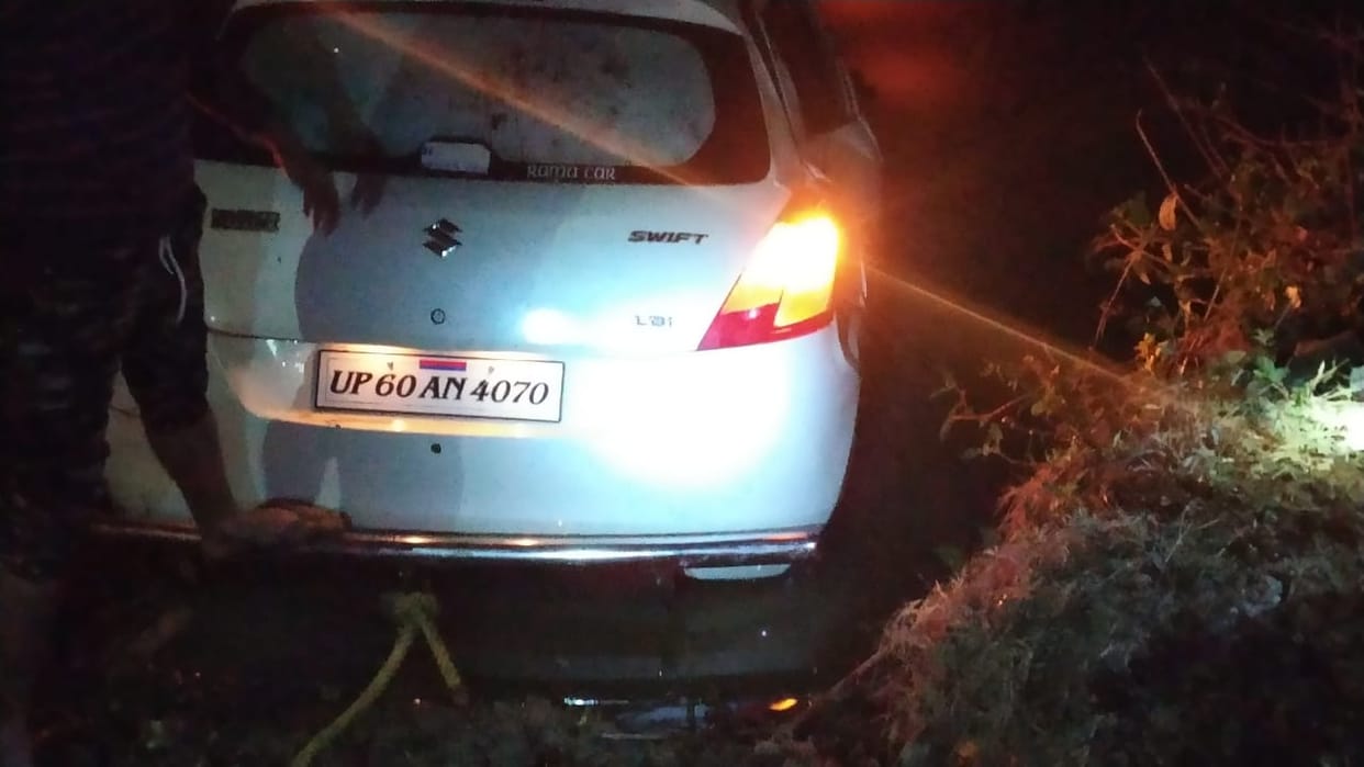 Three dead due to uncontrolled car returning from the wedding ceremony collided with a tree