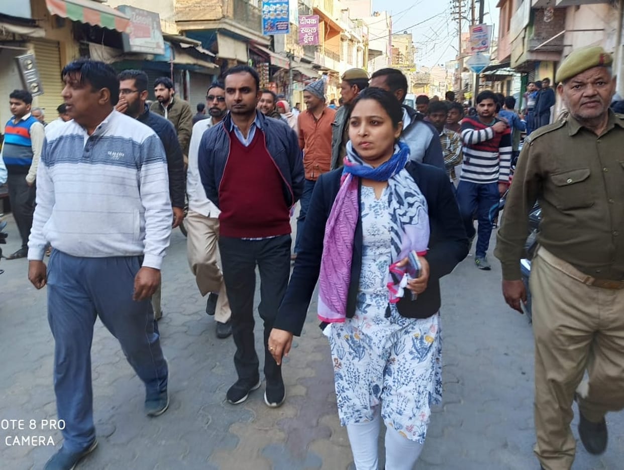 Action will be taken if weekly closed shops are opened