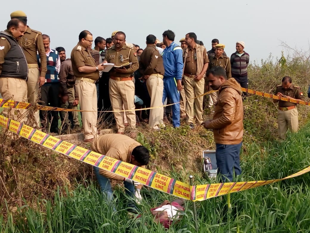 man Dead body found in wheat field Sant Kabir Nagar
