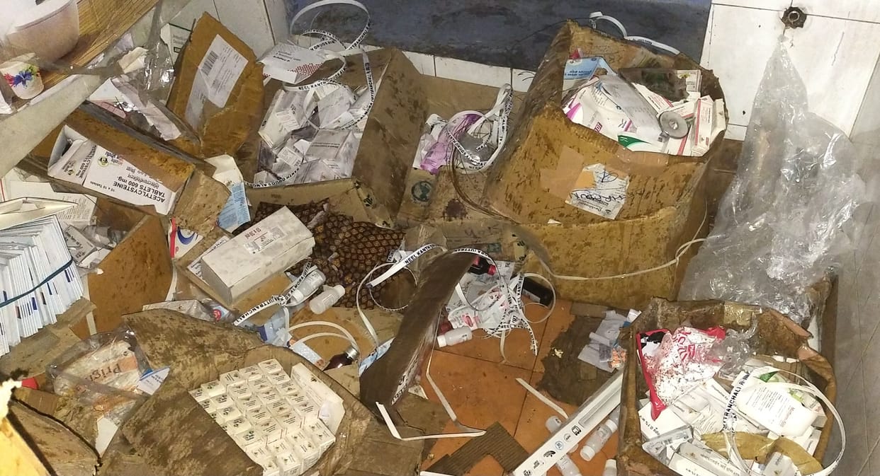 Thousands of medicines expired in Jan Aushadhi Center