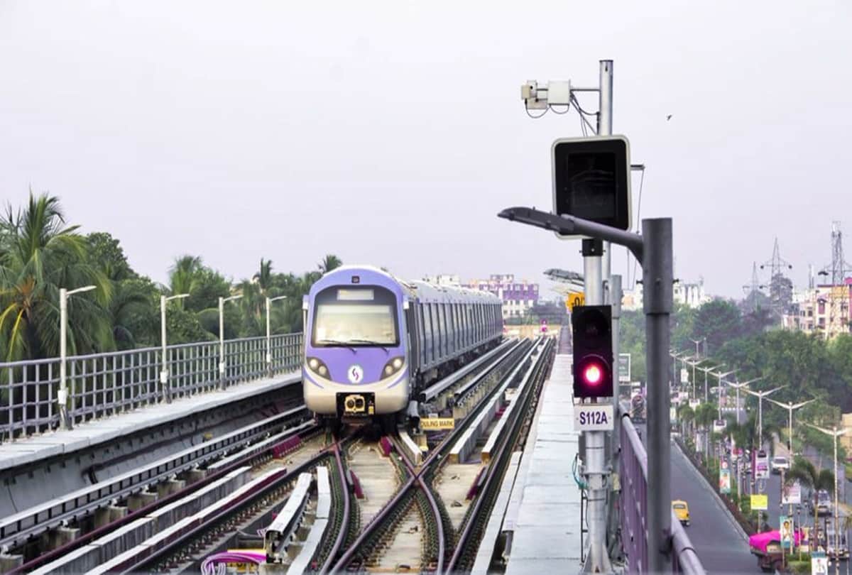 West Bengal: One person commits suicide in Kalighat Metro, rail traffic partially disrupted