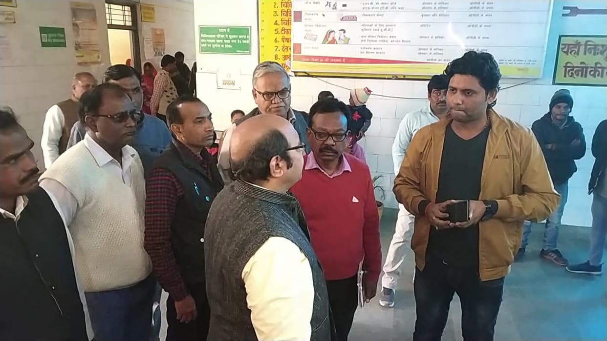 CMO inspected Duddhi CHC
