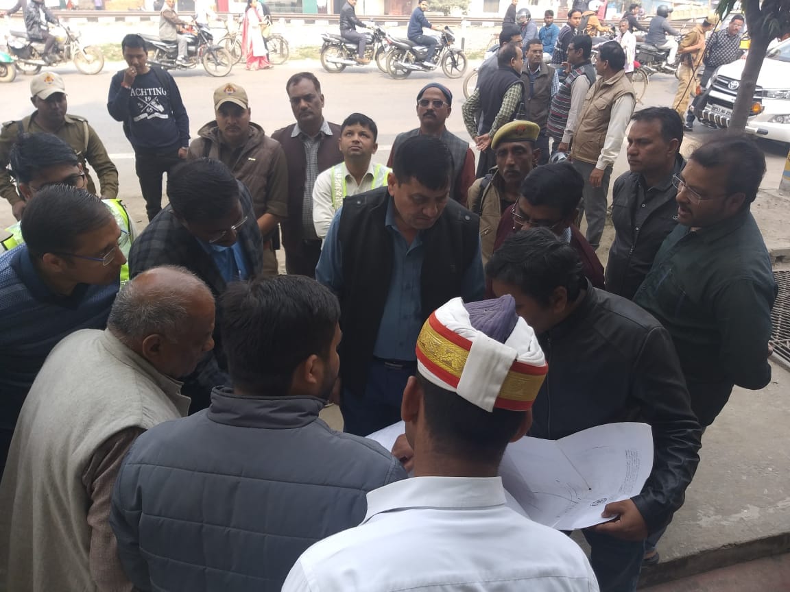 Mohaddipur-Jungle Kauria Four Lane construction start DM examine progress in gorakhpur