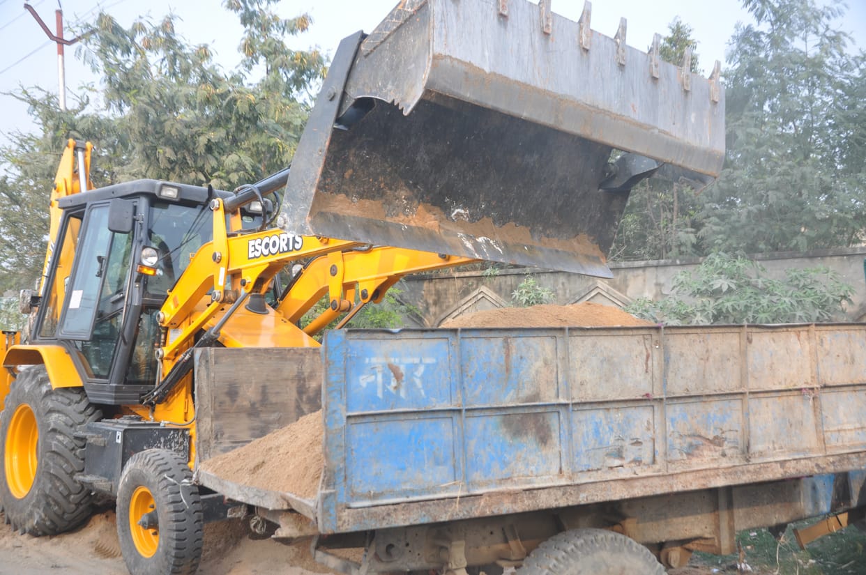 Roadside dump building material seized