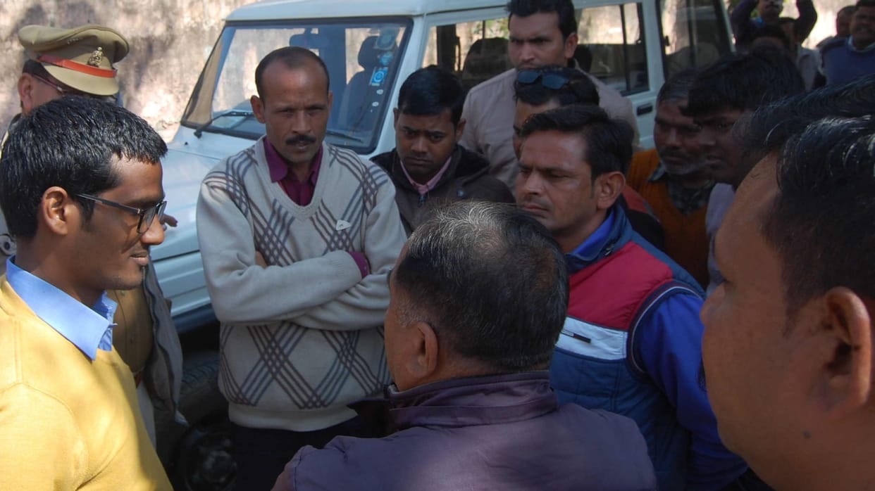 Electricity theft in government houses