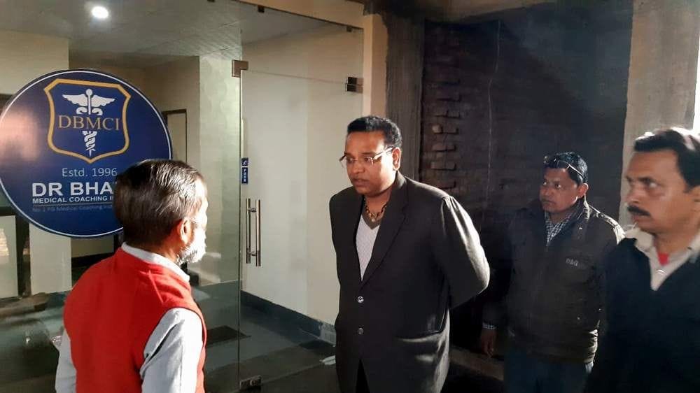 Two illegal construction seals in VIP colony, builders in panic