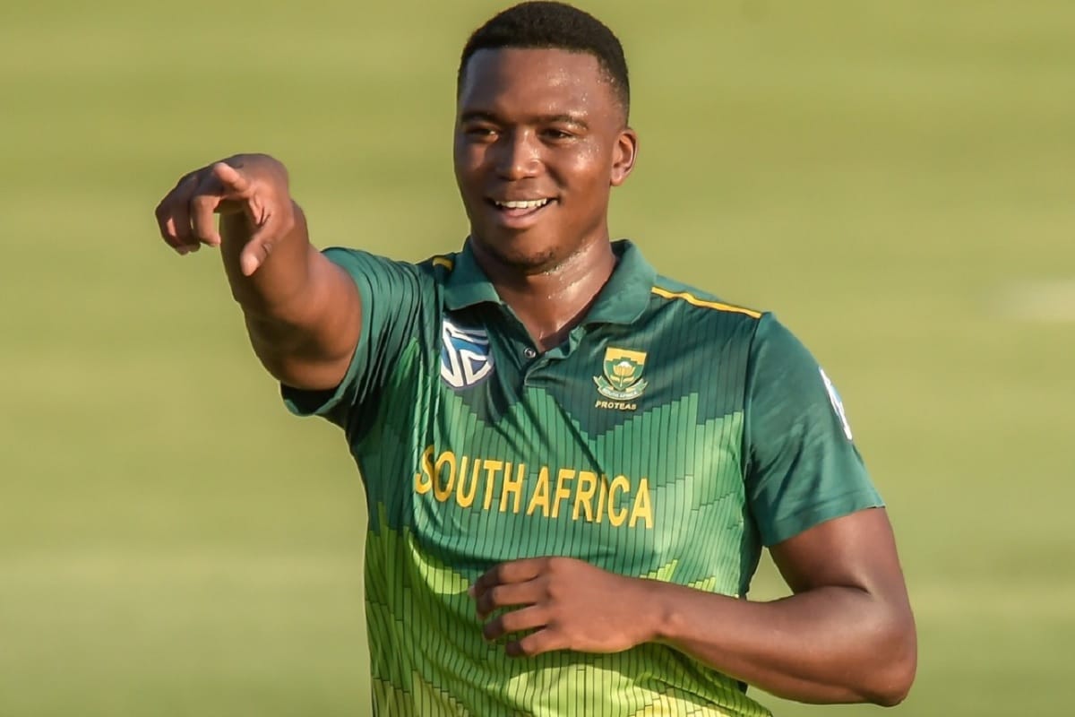 Ngidi and Malan star as South Africa seal series with six wicket win over Australia