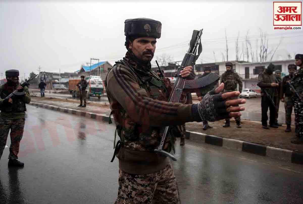 pulwama terror attack 14 February 2019 news and photos jammu kashmir