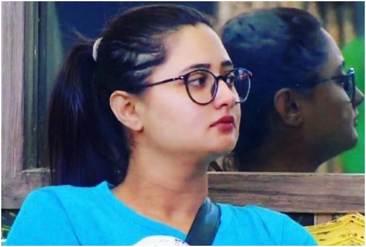 Rashami Desai purchased vegetable for her residence