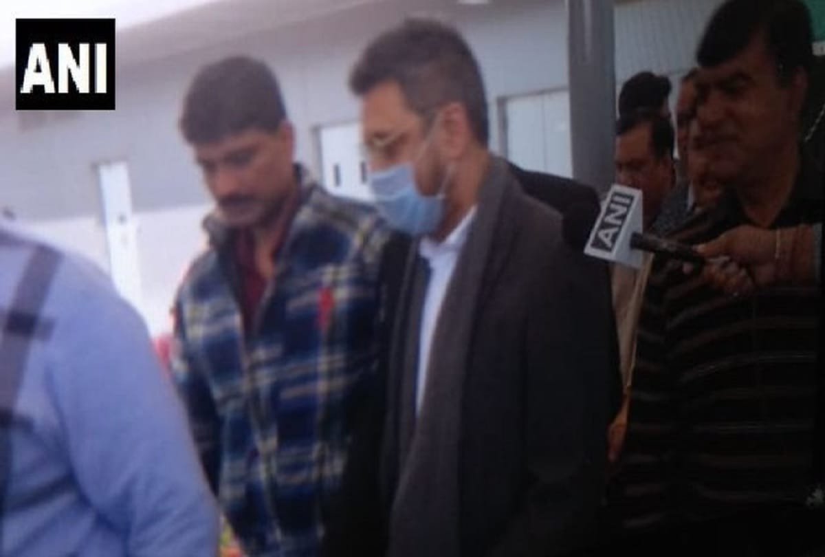 Match fixing case: Accused Sanjeev Chawla extradited from Britain, Delhi Police will take Tihar
