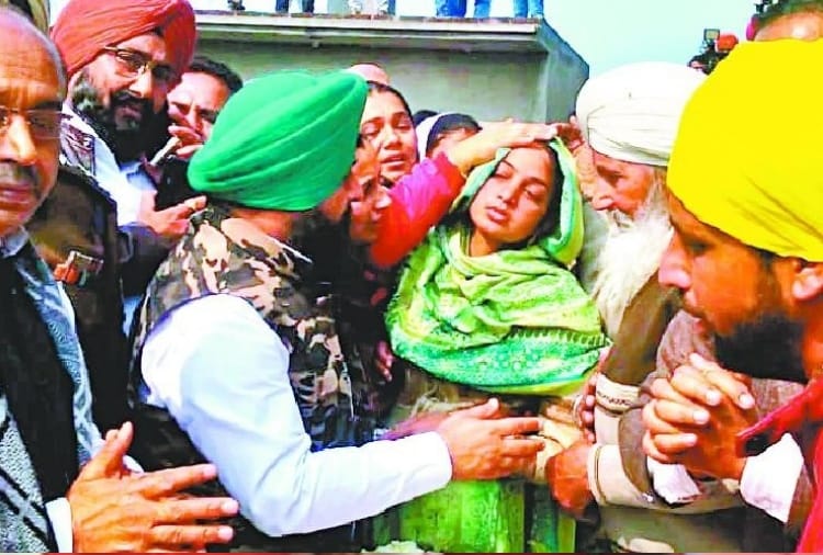 Know about Shaheed Sukhjinder Singh's Family condition, a year after Pulwama attack