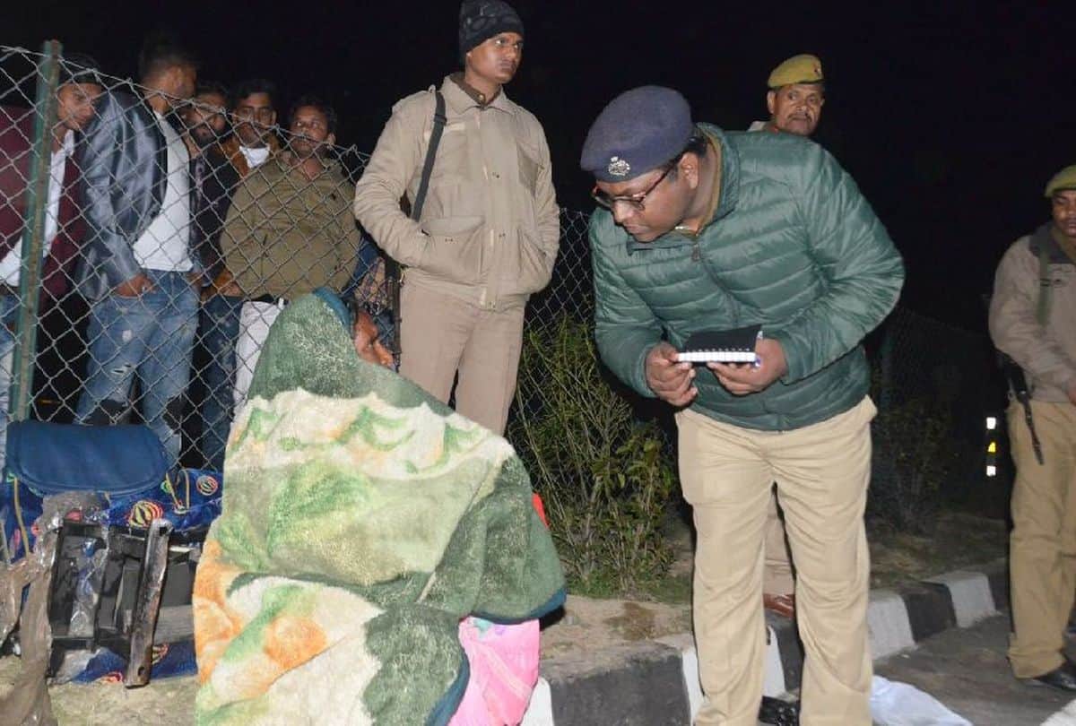 Bus Accident At Agra Lucknow Expressway 14 Passenger Died Update News
