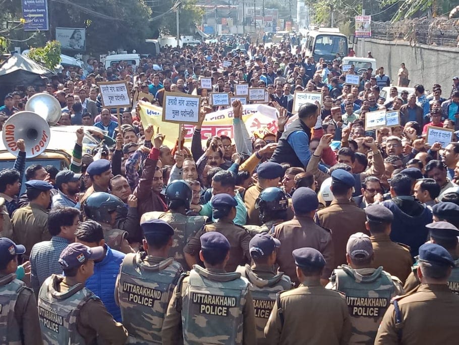 Reservation in promotion: general Obc Employees Stop emergency Service From 12th march