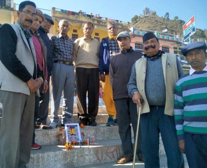 Tributes paid to the martyrs of Pulwama