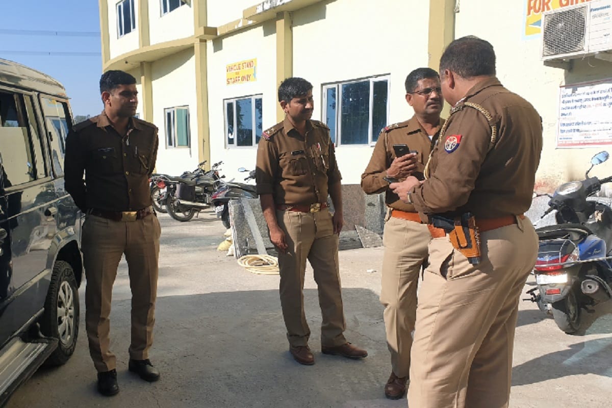 College manager has murdered in baraut of Baghpat district at Uttar Pradesh