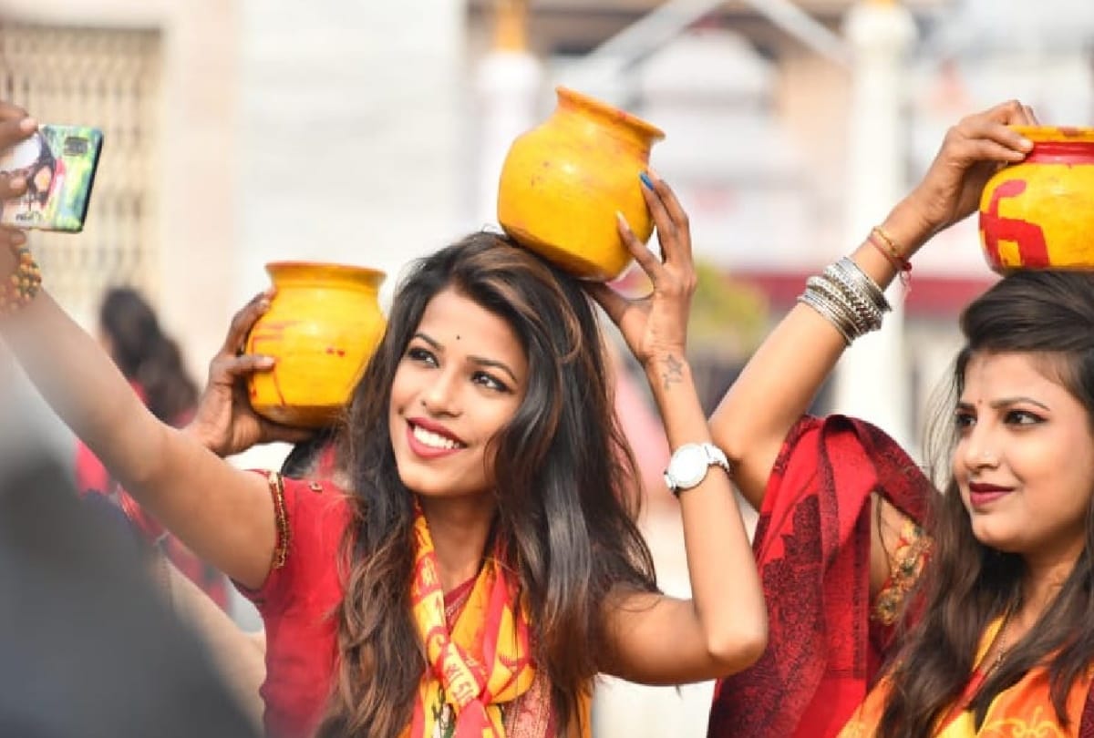 women start kalash yatra from gorakhnath temple to mansarovar temple