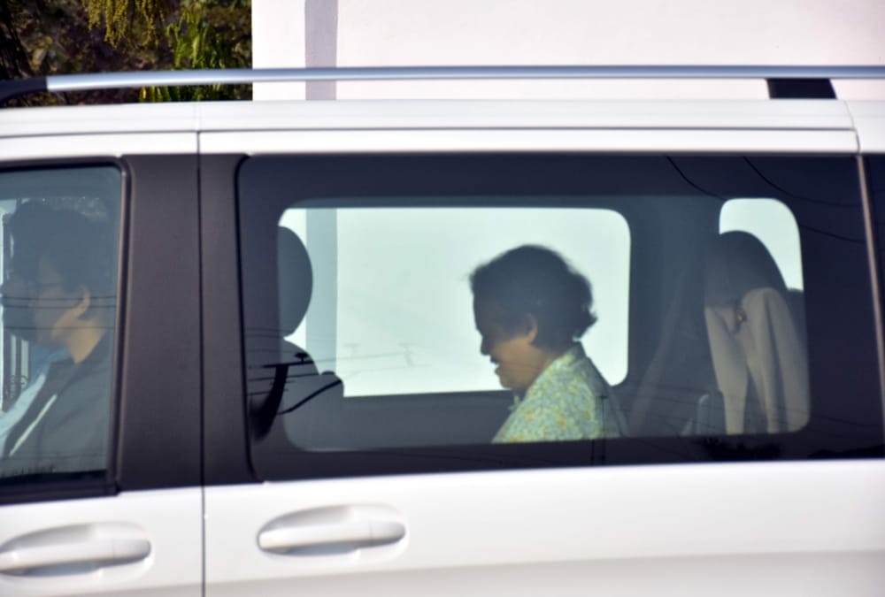 Fog in pantnagar Airport Thailand Princess Maha Chakri Sirindhorn Wait for Flight