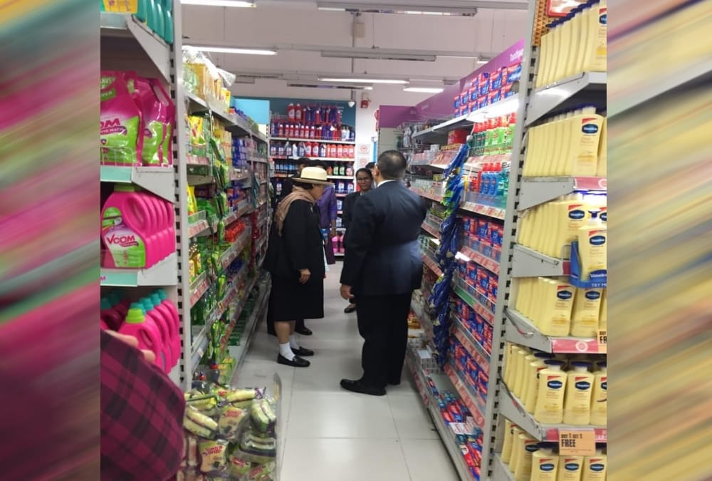 Princess Of Thailand maha chakri sirindhorn Gone To mall and doing Shopping in uttarakhand