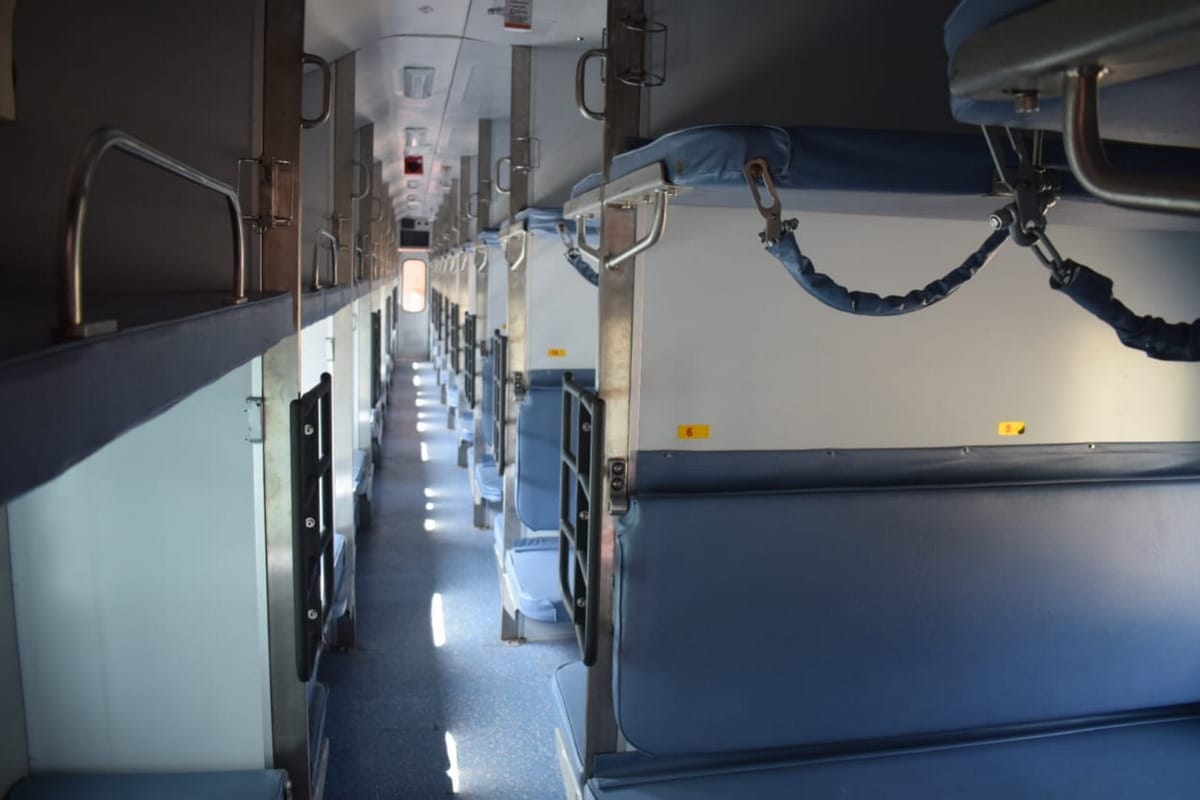 IRCTC start reservation online chart in gorakhpur