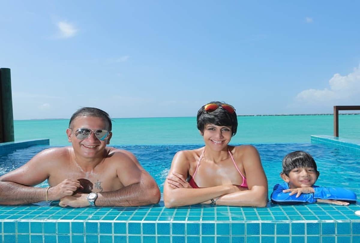 Celebrities Wedding Anniversary on Valentines Day Sanjay Dutt Arshad Warsi Ram Kapoor Mandira Bedi