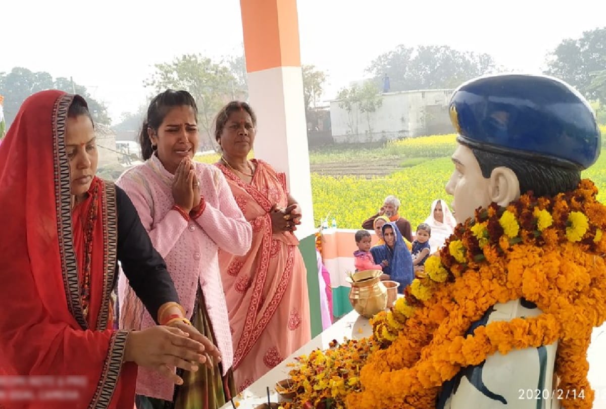 martyr pankaj tripathi special Family story after pulwama terror attack