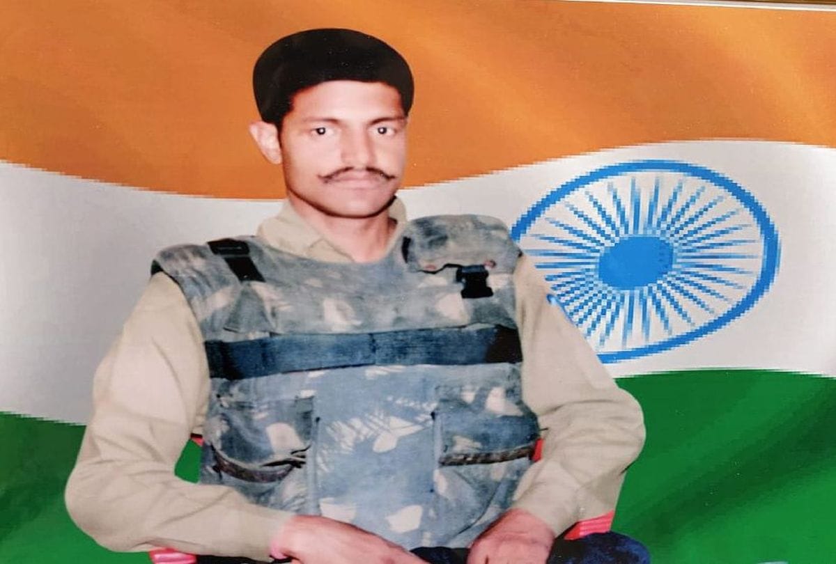 Pulwama Martyr Ram Vakeel Memorial Built By Family