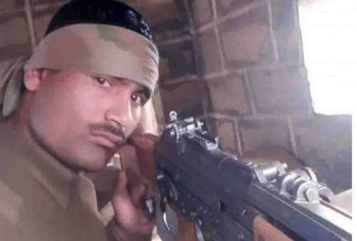 A flower named after the martyrs of Pulwama this Valentine's Day