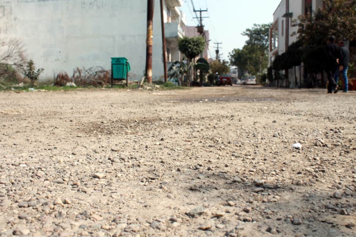 Road constructed at night,, uprooted in the morning, better arrangement in front of the officers, jam in the city as soon as they left