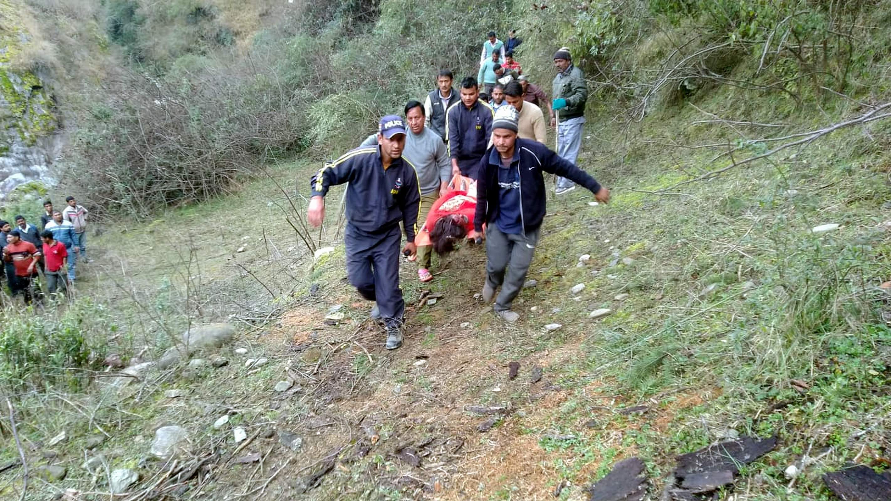 uttarakhand news: two killed in inova accident, three injured