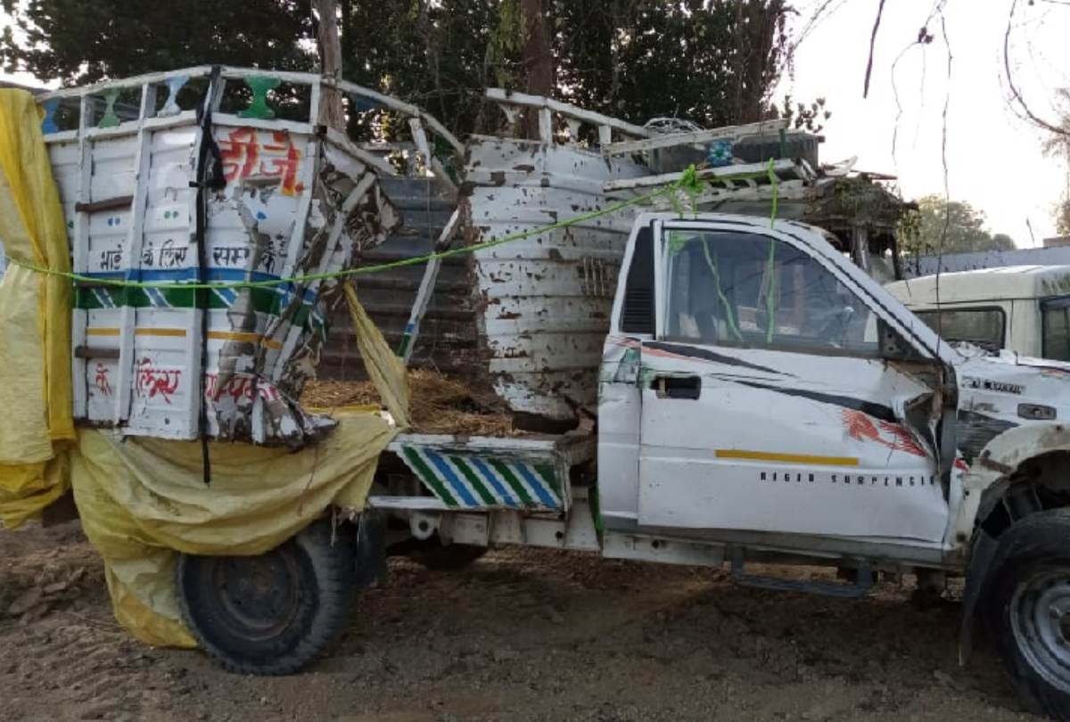 three labourers died and six injured in an accident in sultanpur