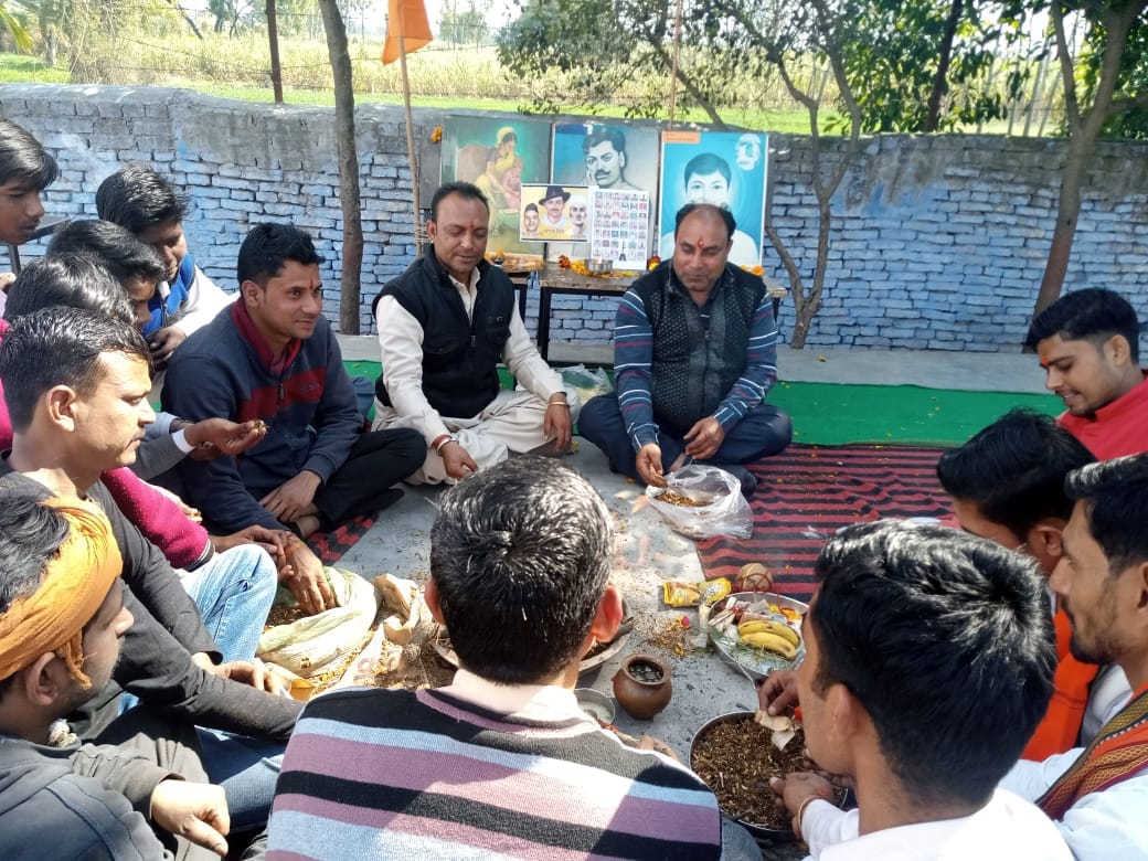 Eyes moistened in memory of the martyrs of Pulwama