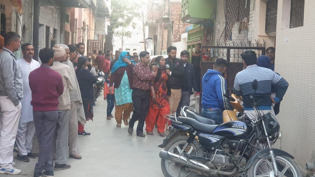 Court's Nazar commits suicide by hanging