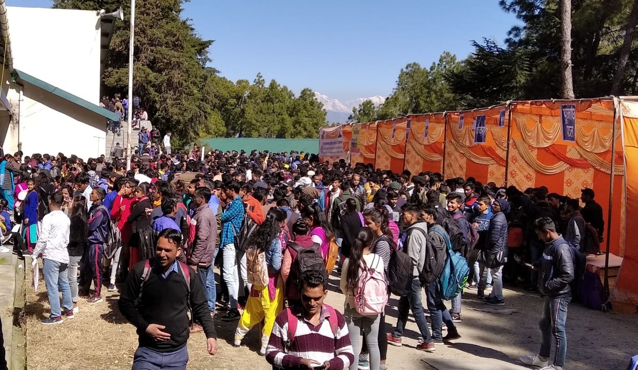 Unemployed also reached Haldwani for employment