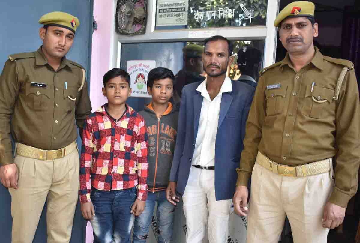 Two students missing from Delhi met in Fatehpur