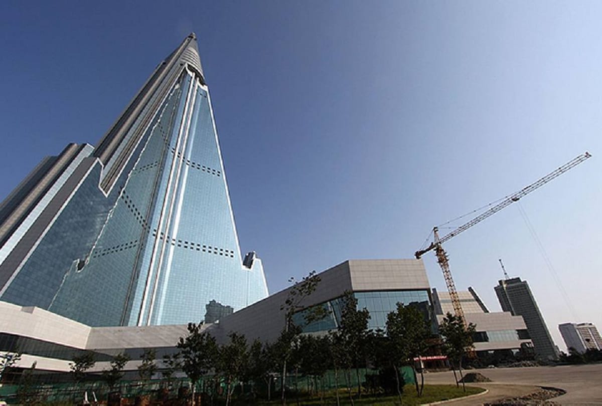 North Korea Ryugyong Hotel Known As Cursed Hotel In The World