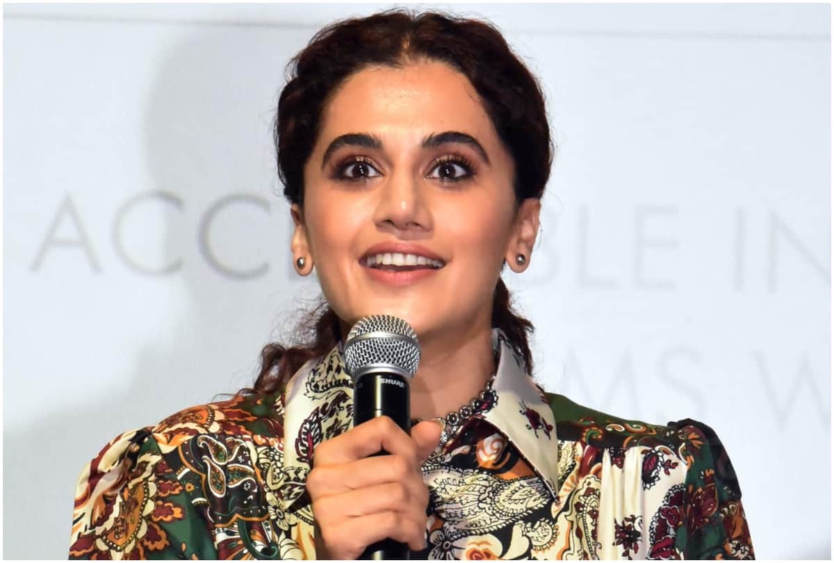 taapsee pannu epic reply when netizens called female ayushmann khurrana