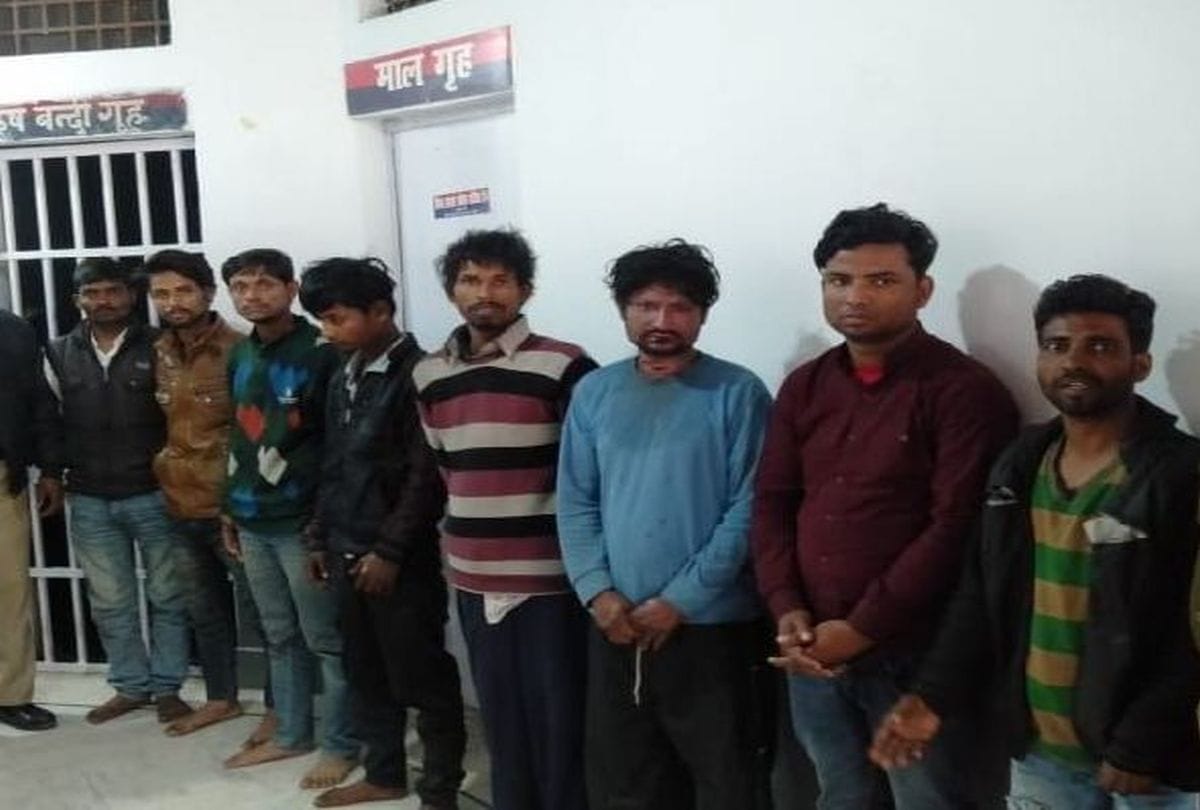 eight thieves arrested for bsnl cable stolen in agra