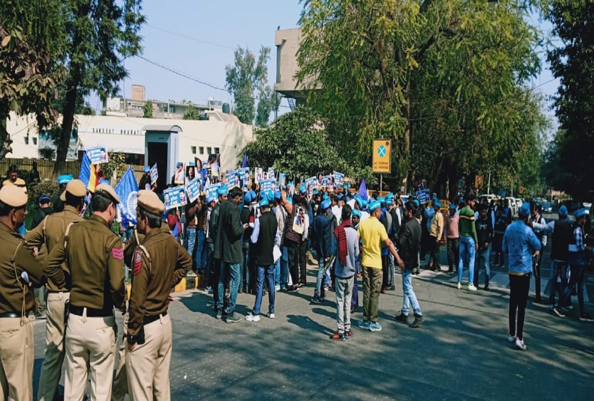 Bhim Army protest against SC verdict for reservation in promotion