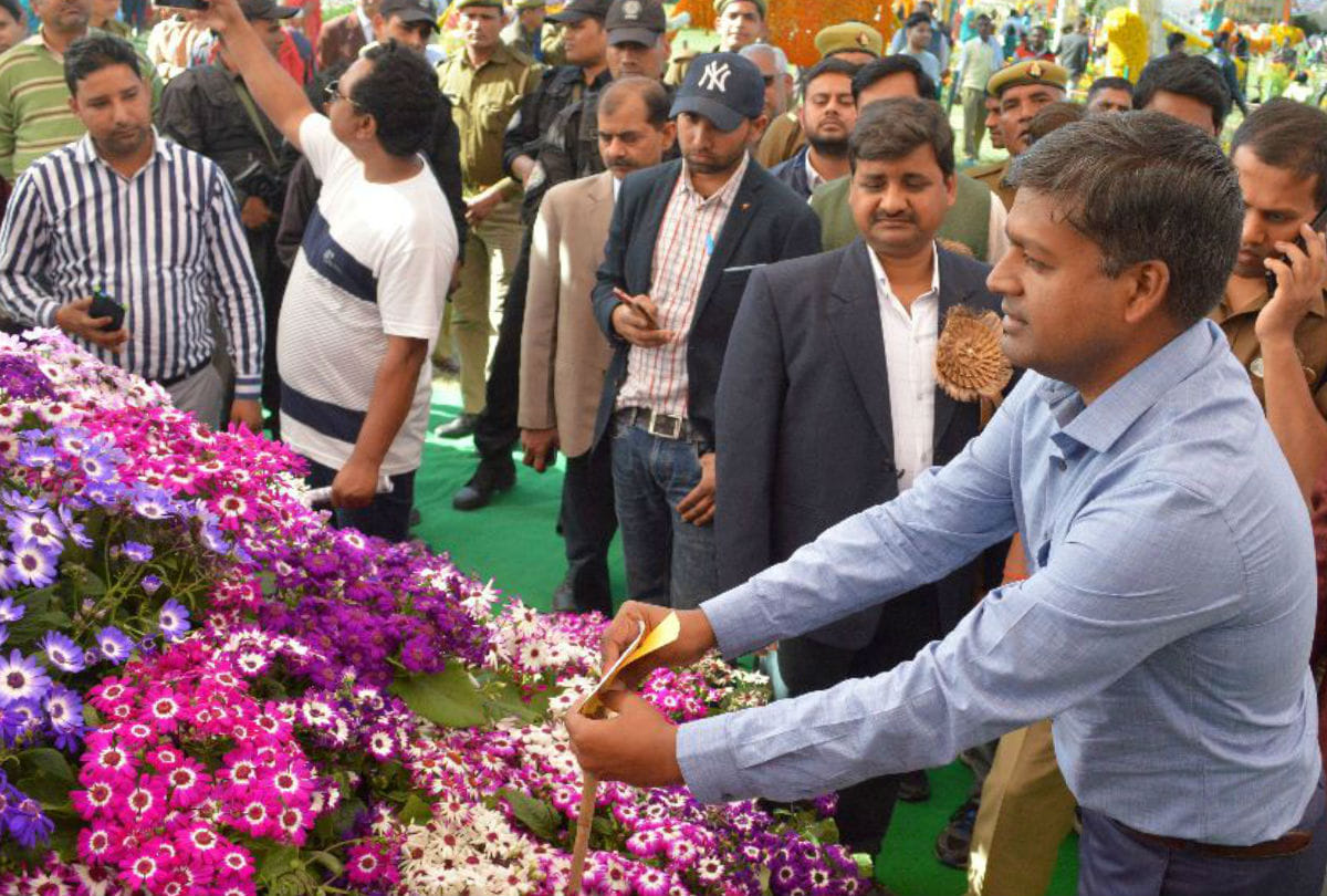 Horticulture Exhibition of Flower show In Circuit House