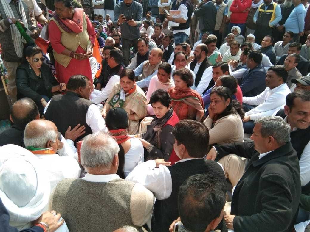 government conspiring to end reservation